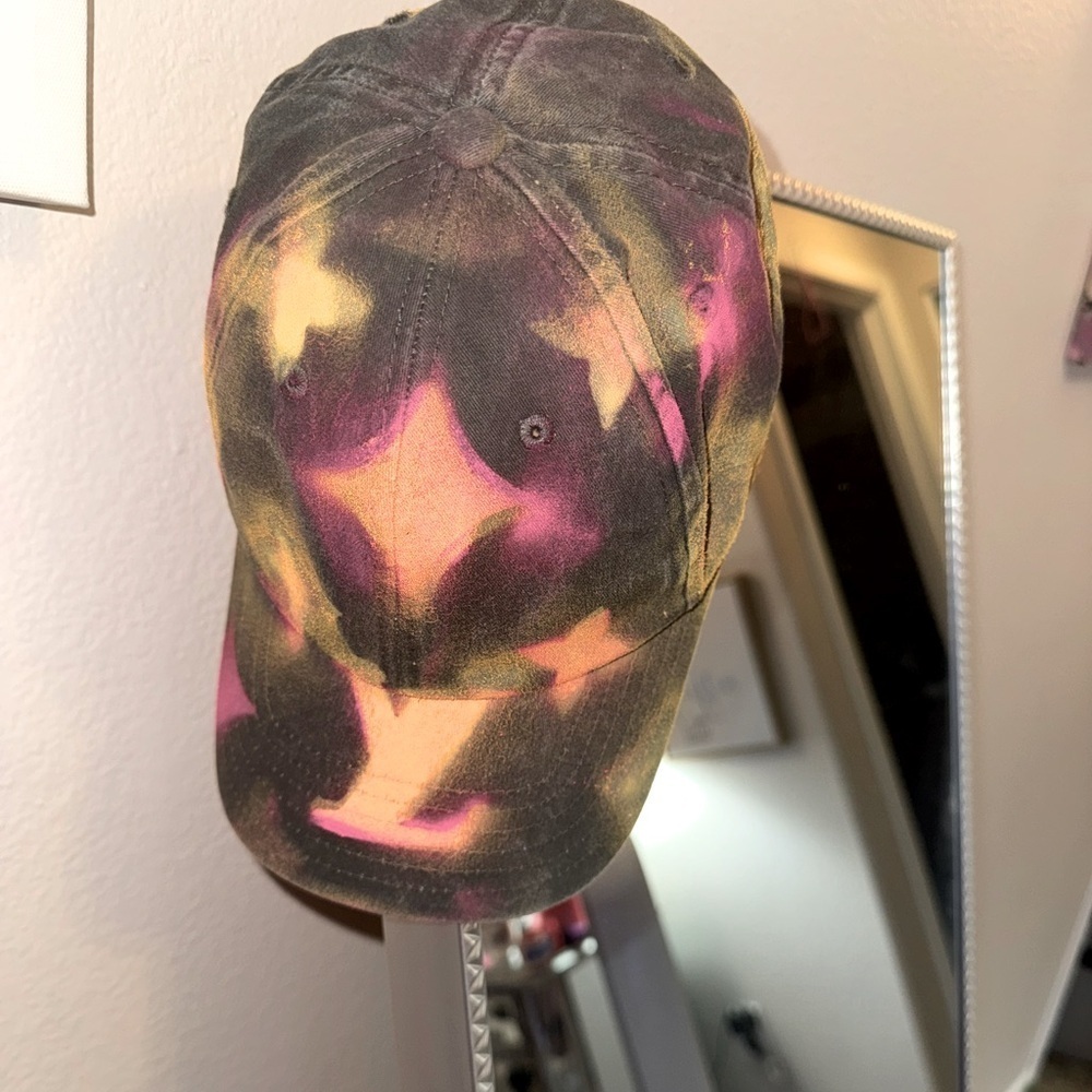 Custom Airbrushed LV dark denim women’s adjustable baseball hat beautiful peach - Picture 7 of 13